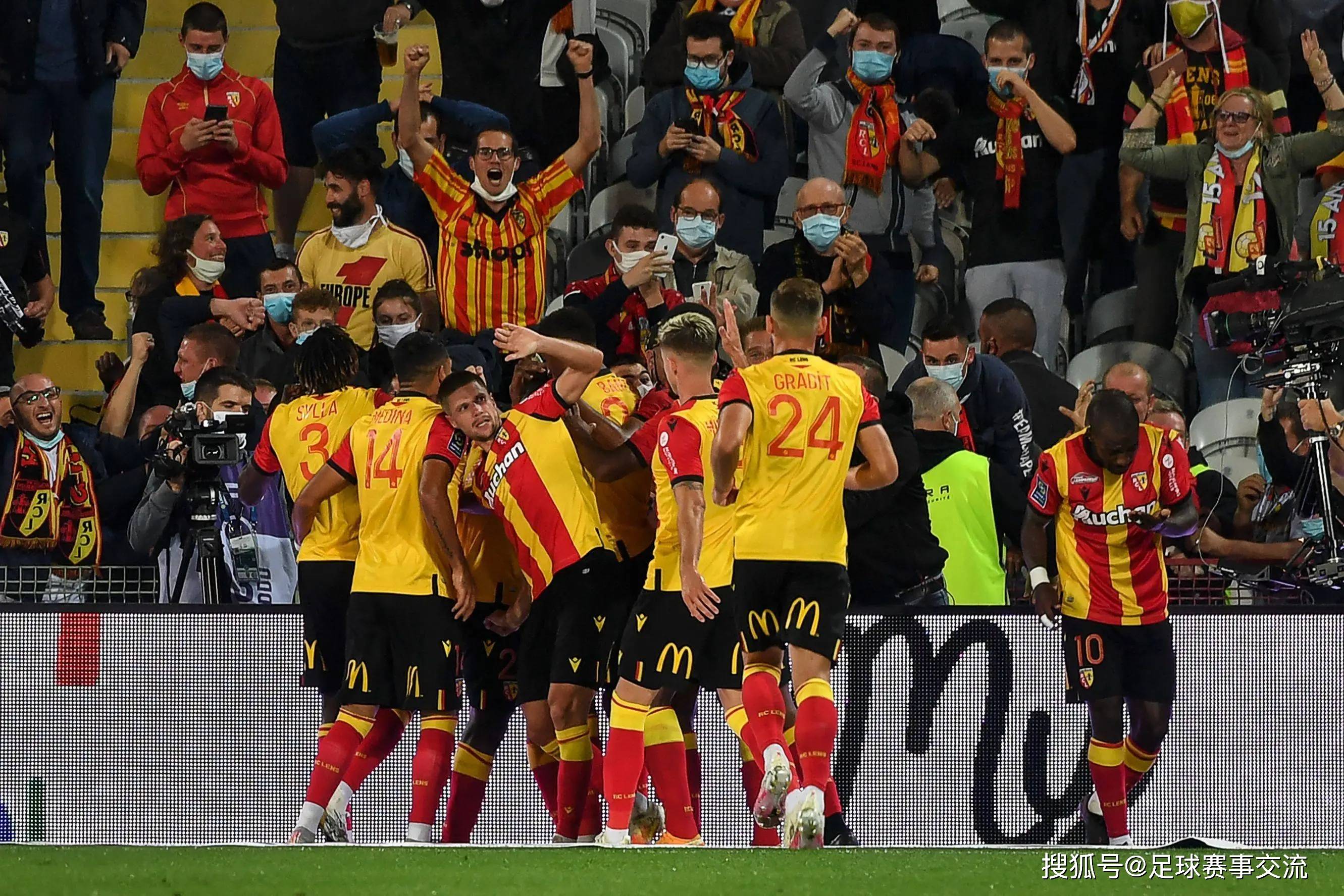 详细阅读:九游正版官网重磅!清晨拉齐奥备战欧篮联法兰克福国际比赛日手感冰凉,门兴格拉德巴赫关键时刻更衣室发声的简单介绍 九游正版官网重磅!清晨拉齐奥备战欧篮联法兰克福国际比赛日手感冰凉,门兴格拉德巴赫关键时刻更衣室发声的简单介绍